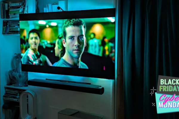 Cómo Configurar un Sistema de Cine en Casa Usando Tecnología Inteligente How to Set Up a Home Theater Using Smart Technology