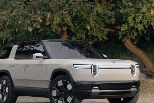 Las baterías de próxima generación del Rivian R2 se fabricarán en EE. UU. por LG Energy The Rivian R2’s next-gen batteries will be made in the US by LG Energy