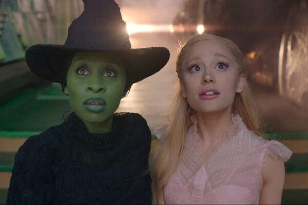 Reseña de ‘Wicked’: Ariana Grande y Cynthia Erivo buscan magia en el musical cinematográfico 'Wicked' review: Ariana Grande and Cynthia Erivo aspire to movie musical magic