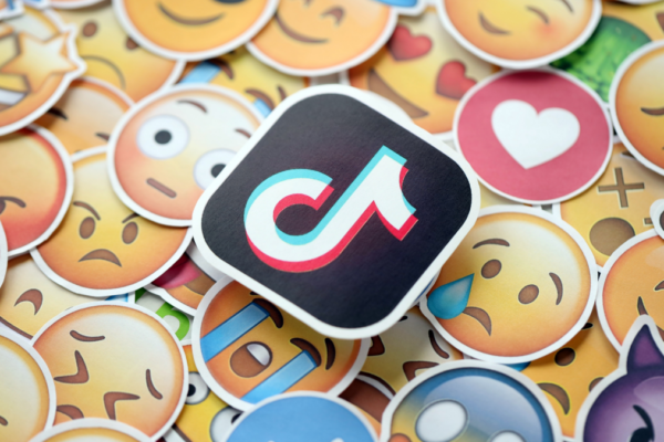 TikTok Ya No Permitirá a los Adolescentes Usar Filtros de Belleza TikTok Won't Let Teens Use Beauty Filters Anymore