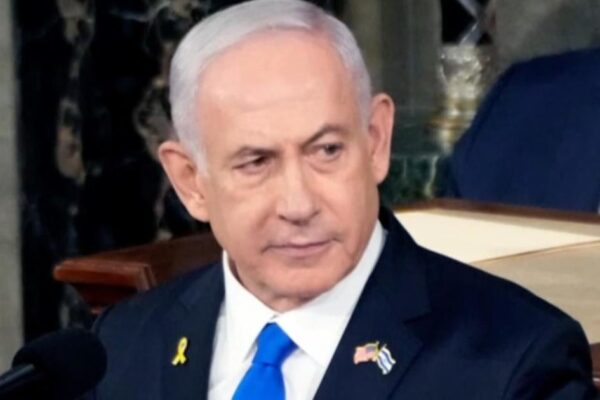 El gabinete israelí aprueba un acuerdo de alto el fuego con Hamás. Israeli cabinet approves ceasefire deal with Hamas