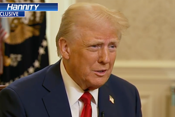 Hannity revela lo que le dijo a Trump tras la derrota en las elecciones de 2020: ‘El regreso de Winston Churchill’ Hannity reveals what he told Trump after 2020 election loss: ‘Winston Churchill’ return