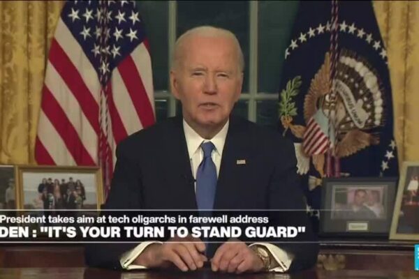 Joe Biden dice a los estadounidenses que “estén en guardia” contra la oligarquía en su discurso de despedida. Joe Biden tells Americans to 'stand guard' against oligarchy in farewell speech