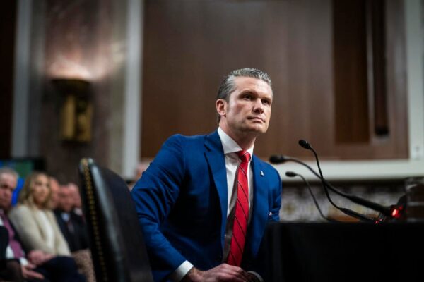 Los senadores conocen nuevas acusaciones sobre Hegseth en una declaración jurada de su exsuegra. Senators learn new allegations about Hegseth in affidavit by former sister-in-law