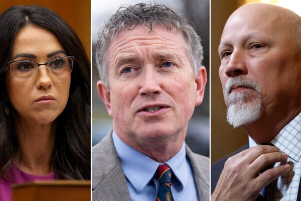 Massie y otros republicanos impulsan la ‘Ley Nacional de Portación Constitucional’ para proteger los derechos de armas de los estadounidenses. Massie and other Republicans push 'National Constitutional Carry Act' to protect Americans' gun rights