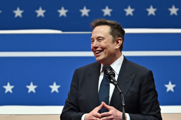 ¿Quién es la mujer con la que vieron a Elon Musk en el evento de inauguración de Trump? Elon Musk