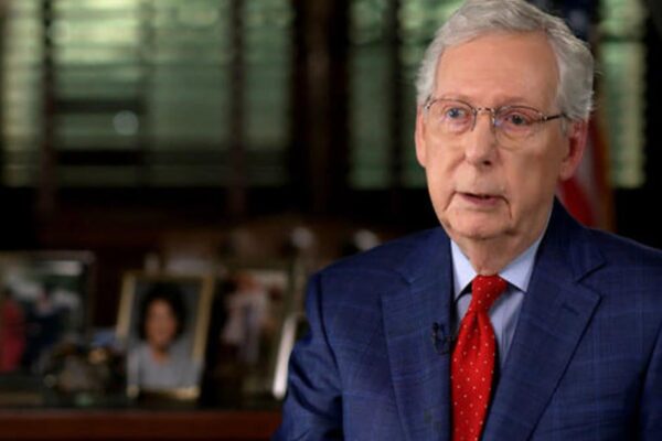 Detrás de la ingeniería de la Corte Suprema de Mitch McConnell Behind Mitch McConnell's Supreme Court engineering