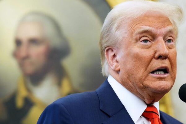 Plazo para la propuesta de compra de empleados federales de Trump bloqueado temporalmente por un juez Deadline for Trump's federal worker buyout proposal temporarily blocked by judge