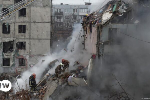 15 muertos en asalto aéreo ruso – DW – 01/02/2025 Russia launches new aerial assault across Ukraine – DW – 02/01/2025